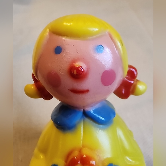 Vintage Stahlwood Roly Poly Rattle Girl with flowers - Picture 6 of 6